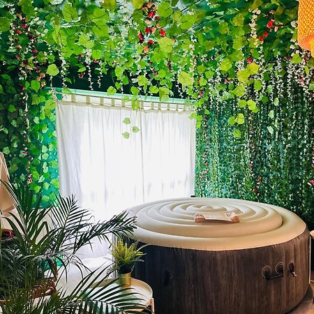Chez Jade - Spa, Gare Et Centre Ville 雷恩 外观 照片